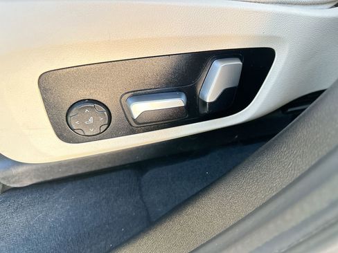 Used 2022 BMW X3 sDrive30i w/ Convenience Package image 12