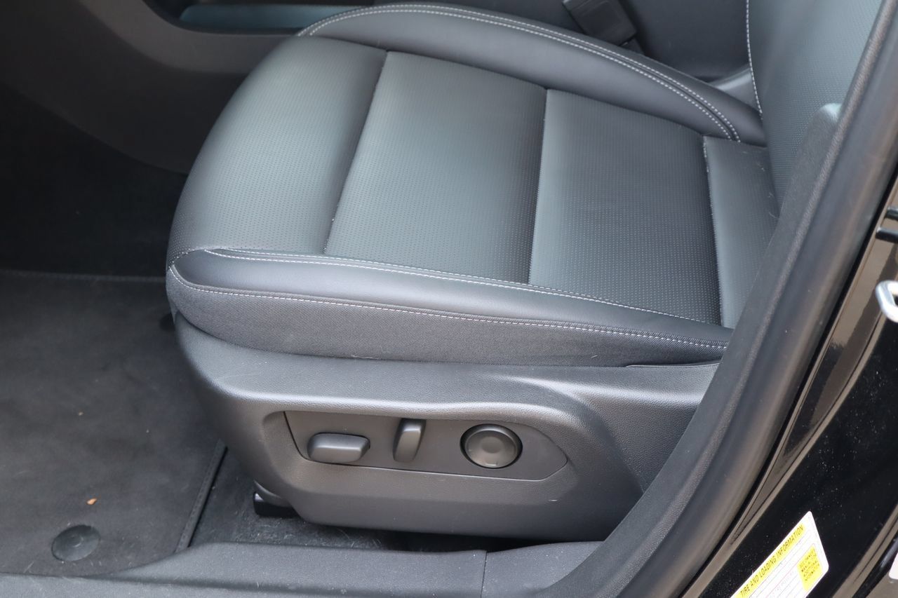 Used 2024 Buick Envision Preferred AWD/4WD image 14