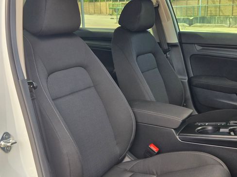 Used 2026 Honda Civic LX image 31