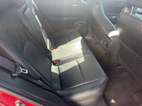 Used 2023 Toyota Venza Limited AWD/4WD image 14