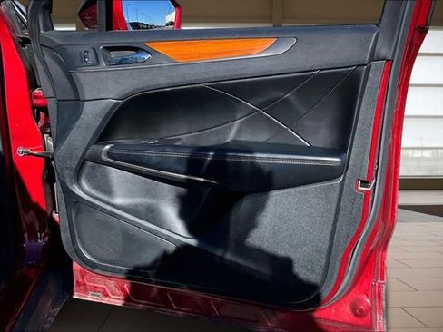 Used 2017 Lincoln MKC Select w/ Select Plus Package image 24