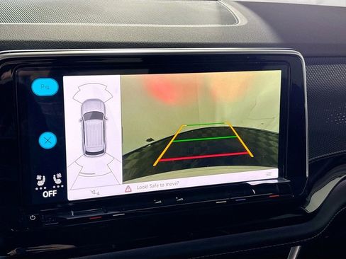 New 2026 Volkswagen Atlas Cross Sport SEL R-Line image 17