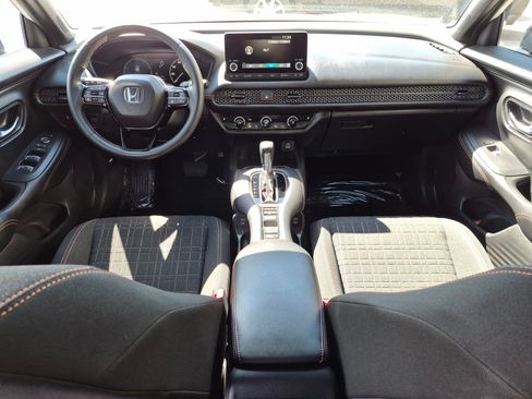 Used 2024 Honda HR-V Sport image 29
