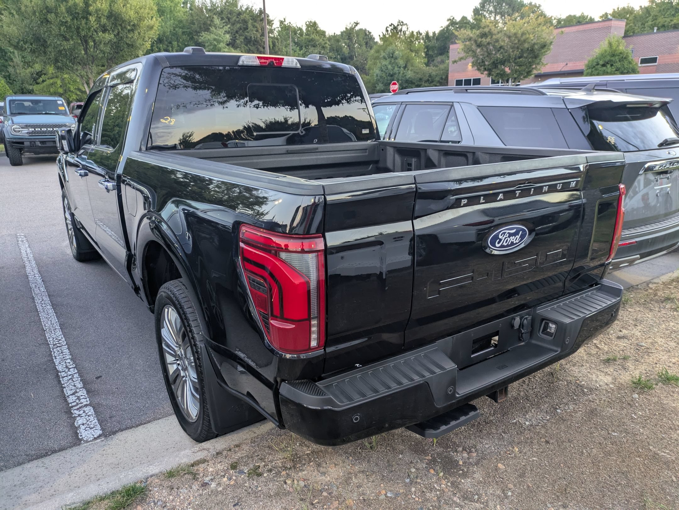 Used 2024 Ford F150 Platinum w/ Equipment Group 703A Plus AWD/4WD image 4