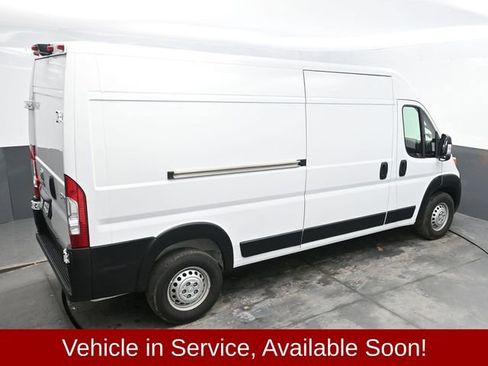 Used 2025 RAM ProMaster 2500 w/ Convenience Group image 30
