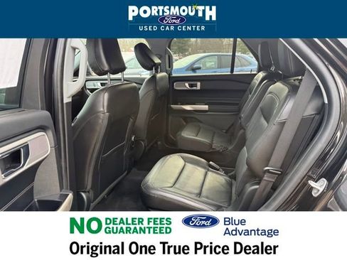 Certified 2022 Ford Explorer Limited w/ Equipment Group 301A image 5