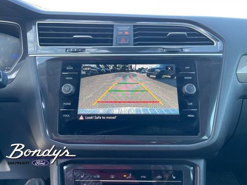 Used 2024 Volkswagen Tiguan SE image 8