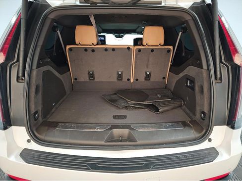 Used 2024 Cadillac Escalade ESV Sport w/ Touring Package AWD/4WD image 14
