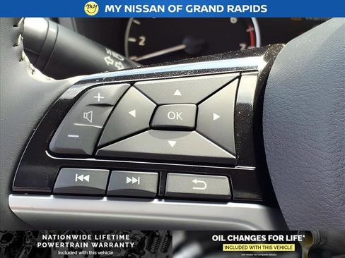 New 2025 Nissan Altima 2.5 SV w/ SV Premium Package image 28