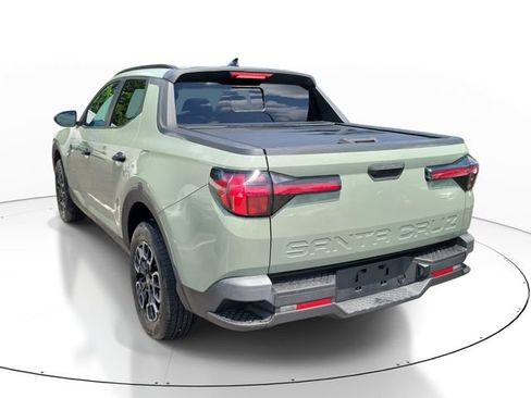 Used 2022 Hyundai Santa Cruz SEL w/ Activity Package FWD image 5