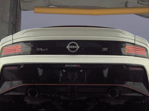 Used 2024 Nissan Z NISMO w/ Floor Mat Package RWD image 7