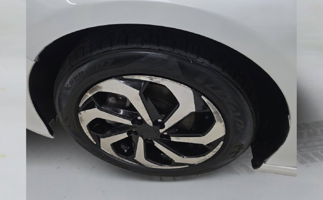 Used 2018 Honda Accord LX image 18