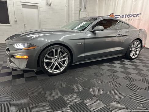 Used 2022 Ford Mustang GT Premium RWD image 4