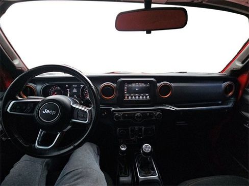 Used 2021 Jeep Gladiator Mojave image 12