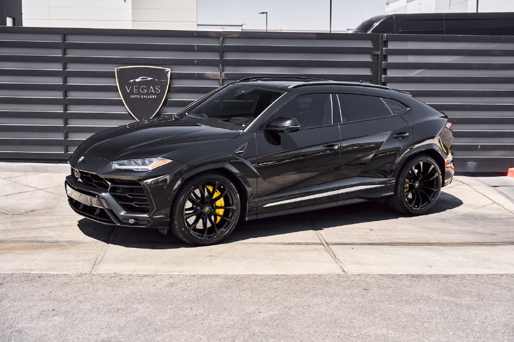 Used 2022 Lamborghini Urus AWD/4WD image 5