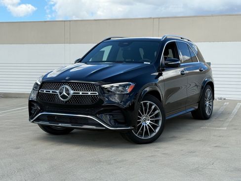 New 2025 Mercedes-Benz GLE 580 4MATIC image 2