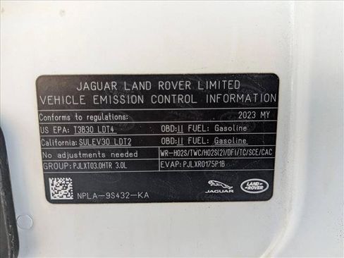 Certified 2023 Land Rover Defender 130 SE AWD/4WD image 26
