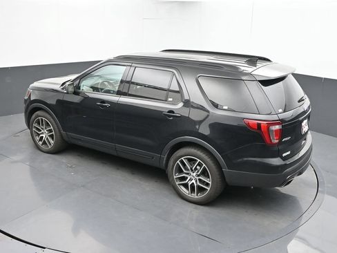 Used 2017 Ford Explorer Sport AWD/4WD image 19