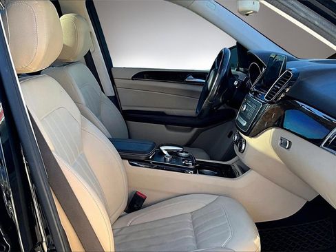 Used 2016 Mercedes-Benz GLE 350 w/ Premium Package image 28