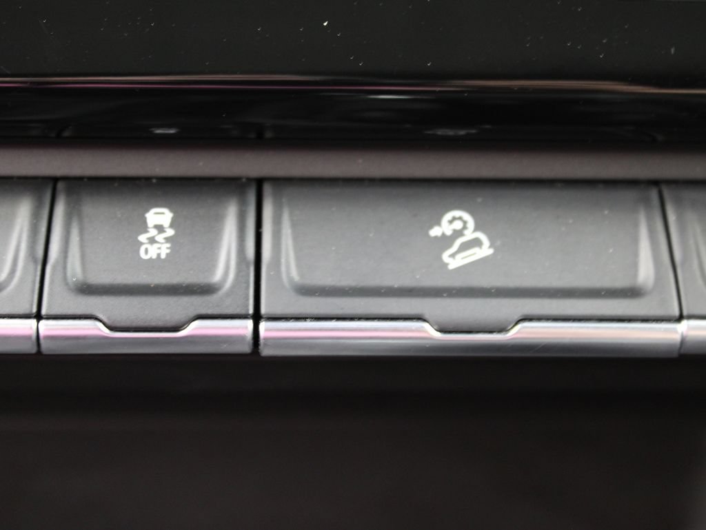 Used 2026 GMC Sierra 2500 AT4 w/ Technology Package AWD/4WD image 74