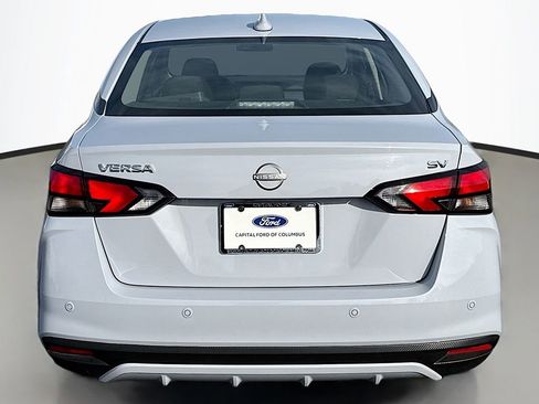 Used 2024 Nissan Versa SV w/ Trunk Package image 9
