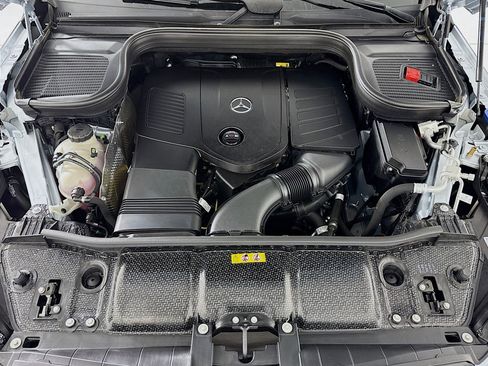 Certified 2025 Mercedes-Benz GLE 350 4MATIC image 11