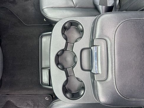 Used 2018 RAM 1500 Laramie w/ Convenience Group AWD/4WD image 36