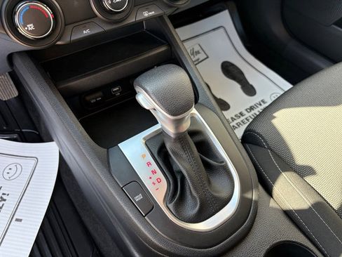 Used 2023 Kia Forte LXS image 28