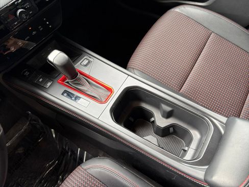 Used 2026 Nissan Kicks SR FWD image 40