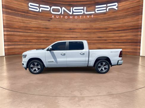 Used 2023 RAM 1500 Laramie AWD/4WD image 2