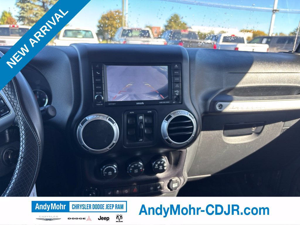 Used 2017 Jeep Wrangler Unlimited Sahara w/ Quick Order Package 24E Chief AWD/4WD image 11
