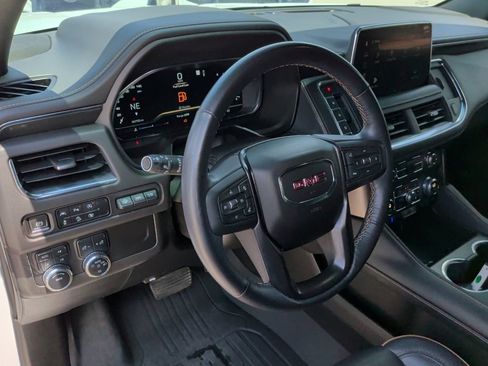 Used 2023 GMC Yukon AT4 w/ Technology Package AWD/4WD image 15
