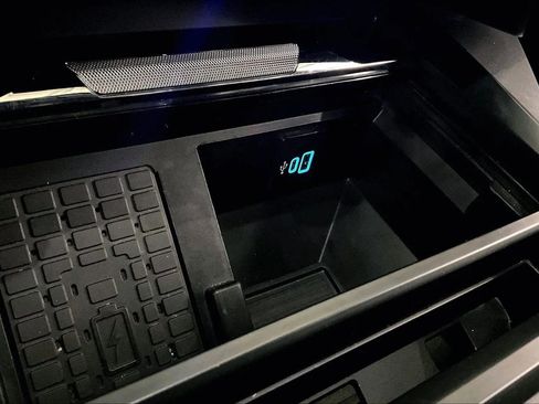 Used 2023 Ford F350 Lariat w/ Lariat Ultimate Package image 31