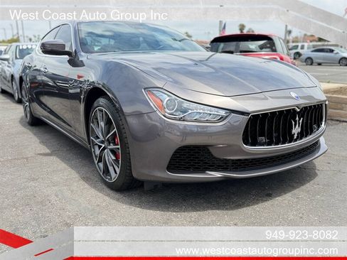 Used 2017 Maserati Ghibli RWD image 2