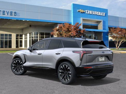 New 2026 Chevrolet Blazer EV RS image 3