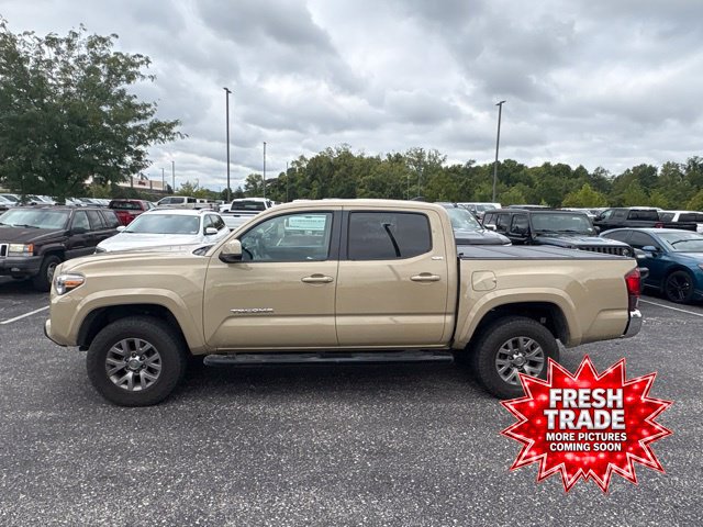 Used 2018 Toyota Tacoma SR5 w/ SR5 Appearance Package (SM) RWD image 1