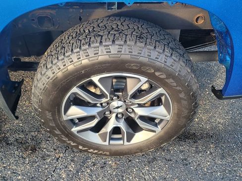 Used 2023 Chevrolet Silverado 1500 RST w/ Convenience Package II image 8