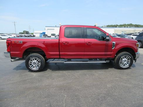Used 2019 Ford F250 Lariat w/ Lariat Value Package AWD/4WD image 5