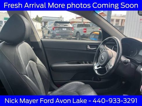 Used 2017 Kia Optima EX w/ Premium Package FWD image 9