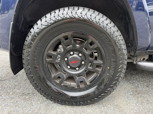Used 2021 Toyota 4Runner SR5 Premium w/ Moonroof Package AWD/4WD image 7