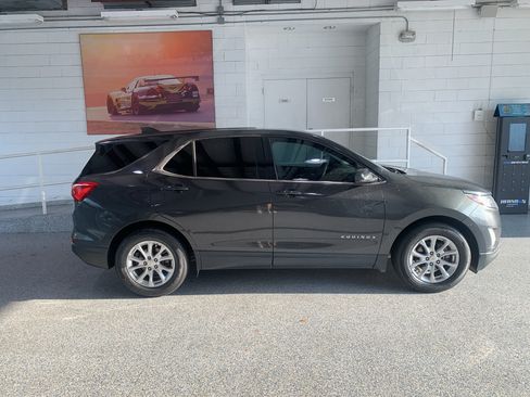 Used 2020 Chevrolet Equinox LT FWD image 10