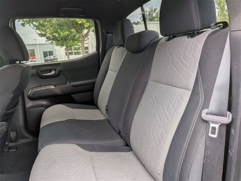 Used 2023 Toyota Tacoma TRD Off-Road image 29