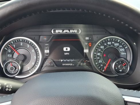 Used 2023 RAM 1500 Big Horn AWD/4WD image 21