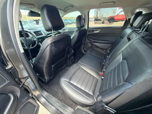 Used 2020 Ford Edge SEL w/ Convenience Package FWD image 15