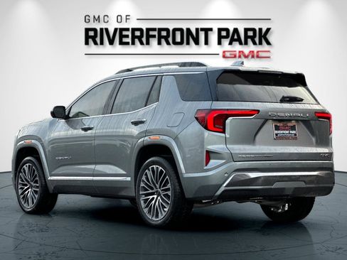 New 2026 GMC Terrain Denali w/ LPO, Floor Liner Package image 5