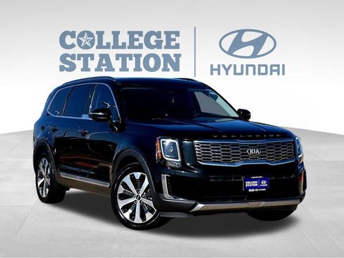 Used 2020 Kia Telluride S image 3