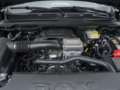 New 2026 RAM 1500 Laramie AWD/4WD image 22