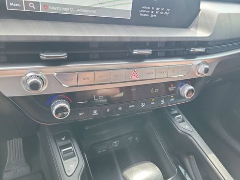Used 2024 Kia Telluride EX FWD image 33