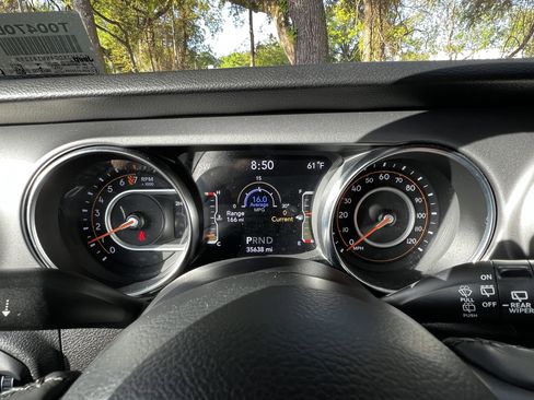 Used 2022 Jeep Wrangler Unlimited Sport w/ Sun And Sound Package image 22