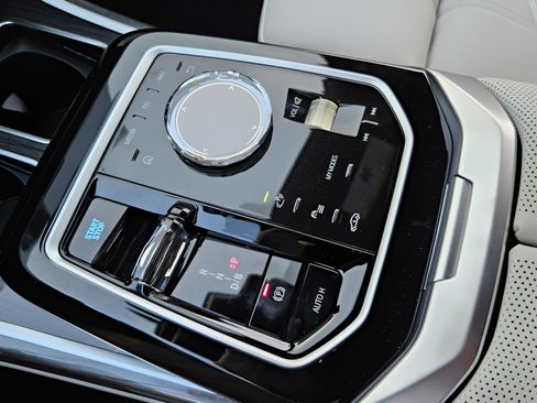 New 2026 BMW i7 eDrive50 w/ M Sport Package image 23